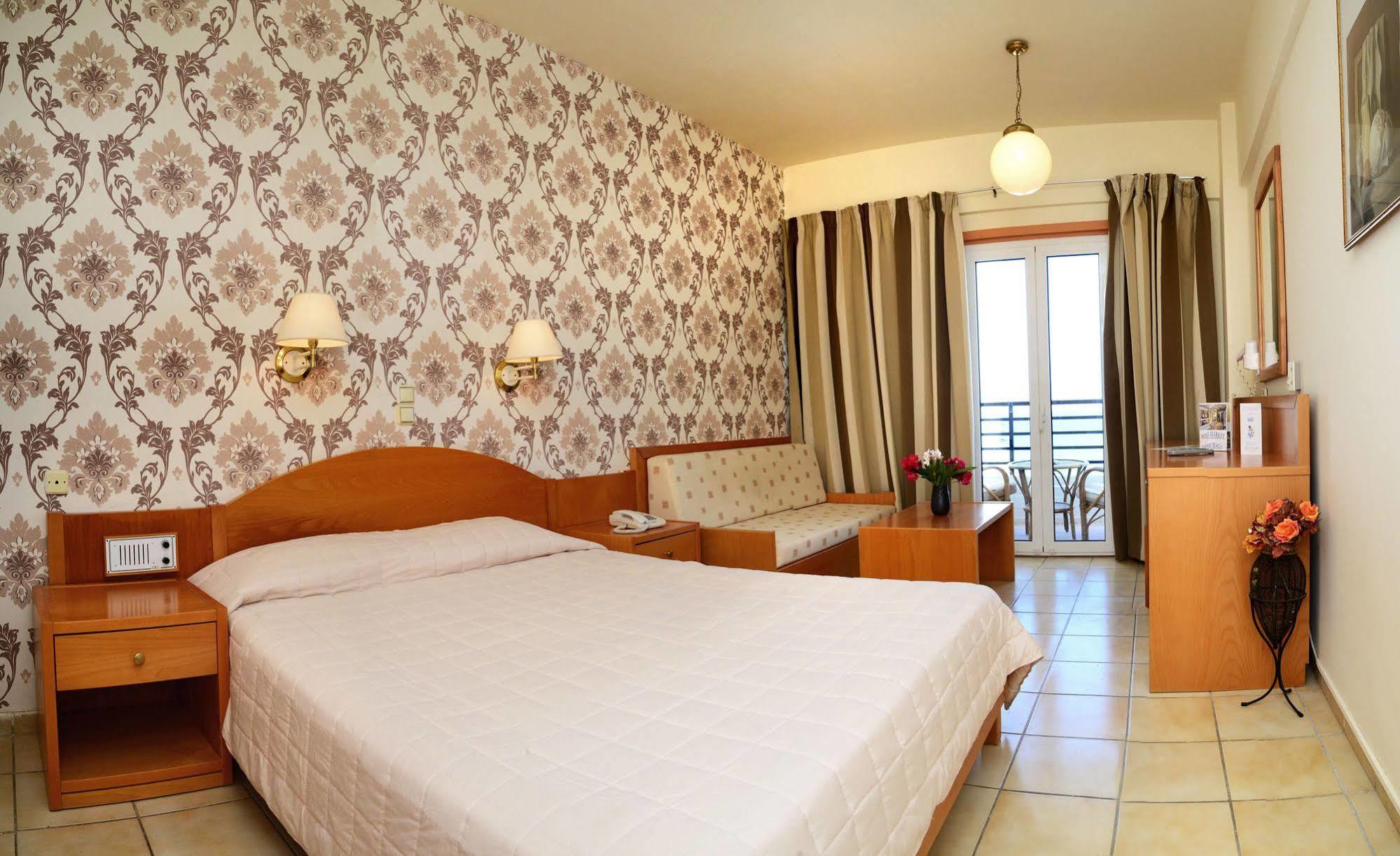Themis Beach Hotel Kokkini Hani Exterior foto